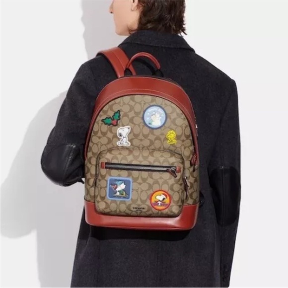 Coach x Peanuts Snoopy Christmas Logo Brown Backpack - Picture 12 of 12